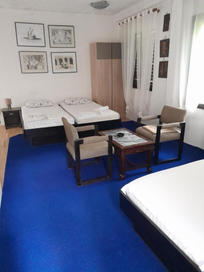 Hotel Sea View Risan Exterior foto